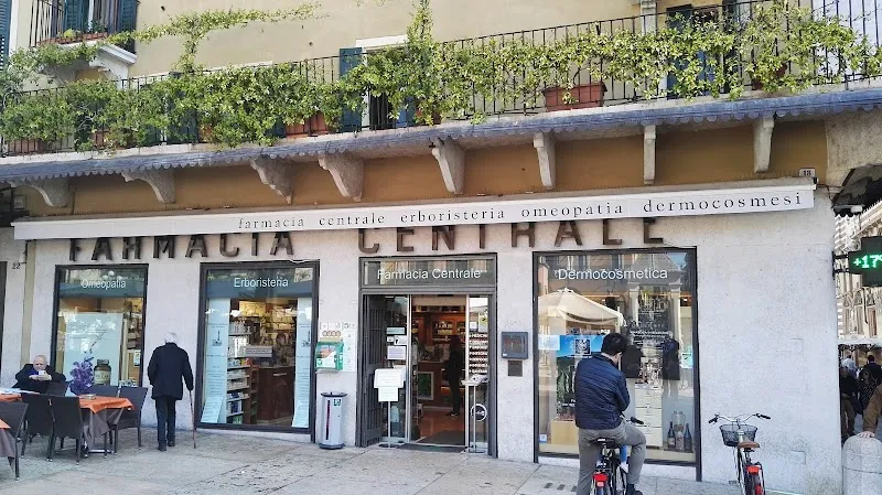 Lafarmacia. Centrale Verona