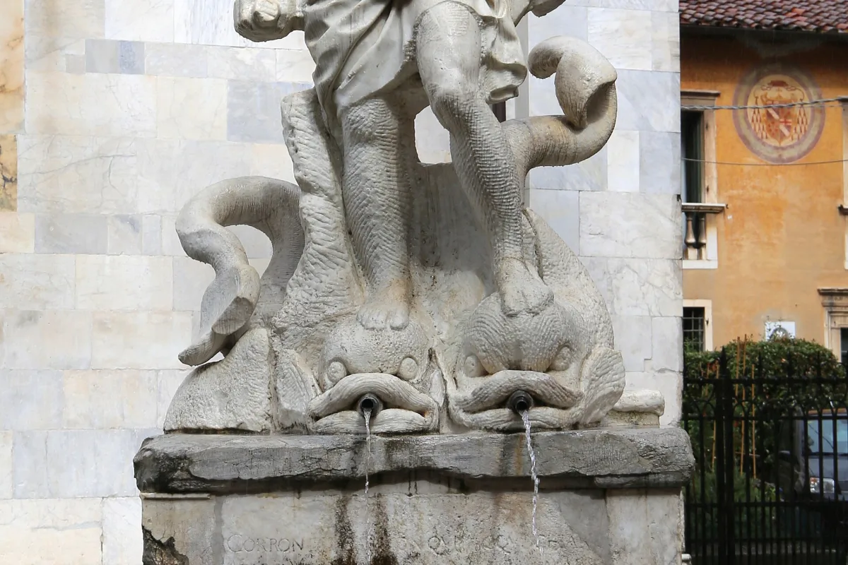 Fontana del Gigante (Nettuno di Baccio Bandinelli)
