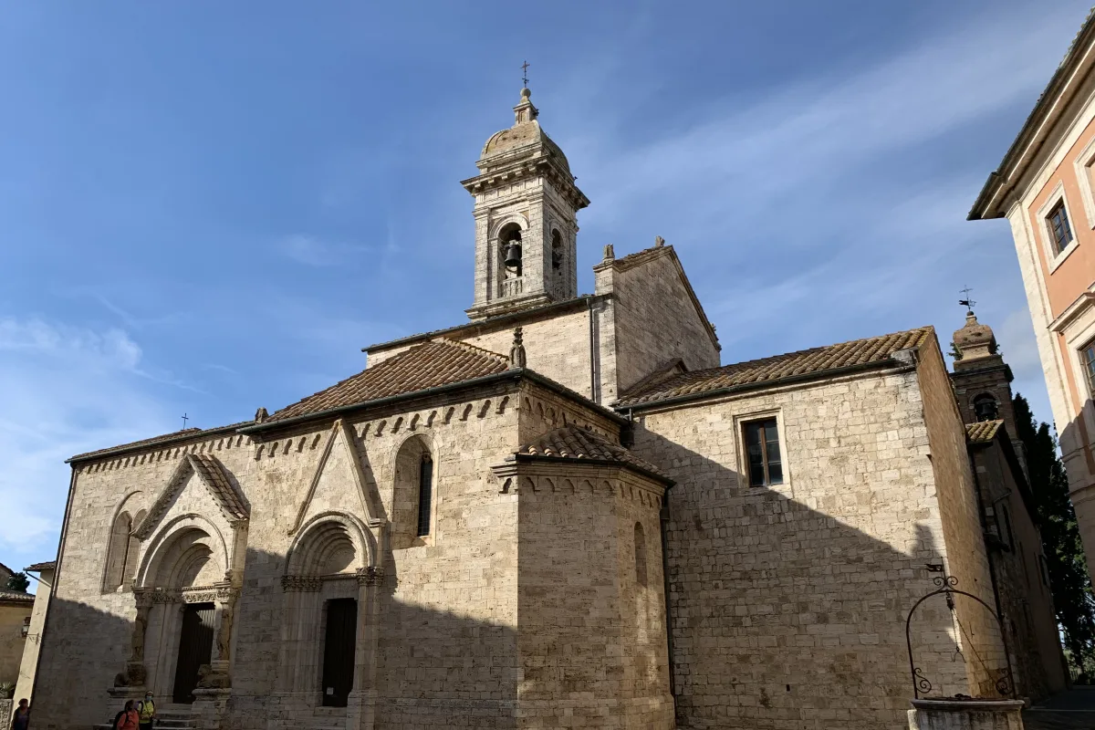 Festa del Barbarossa a San Quirico d'Orcia: Rievocazione Storica, Corteo e Palio dei Quartieri